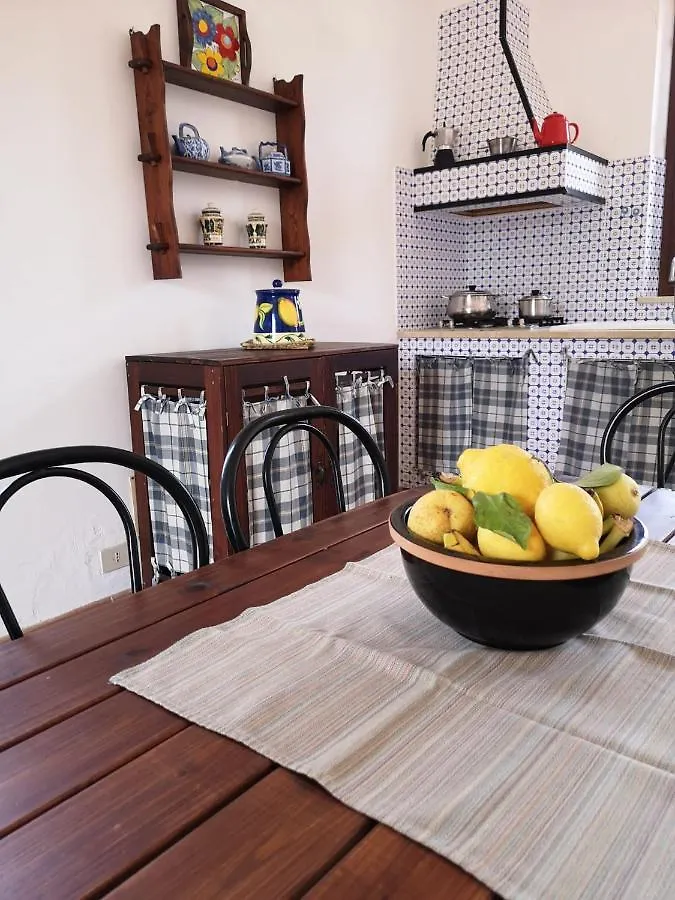 בית נופש פאביננה Villa Dei Gabbiani איטליה